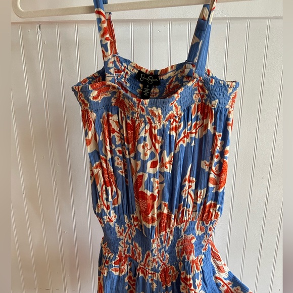 Jumpsuit (S) - Picture 4 of 5